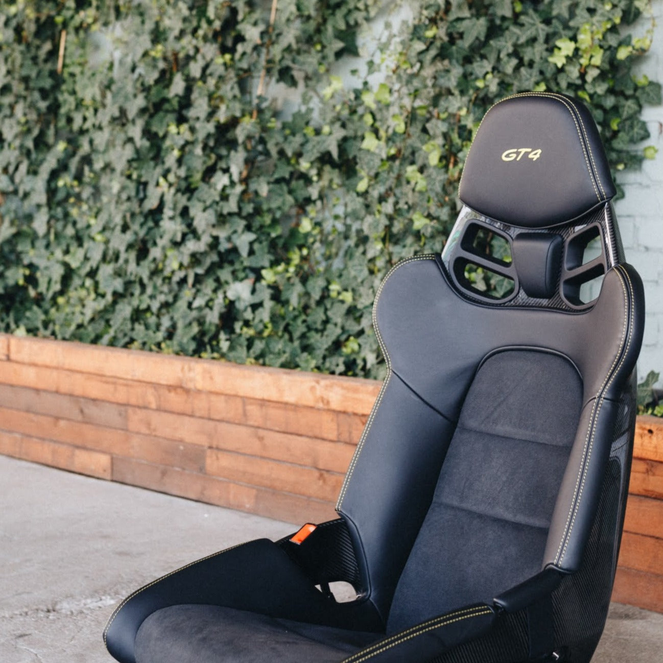718 GT4RS / Spyder RS – Le Petit Garage